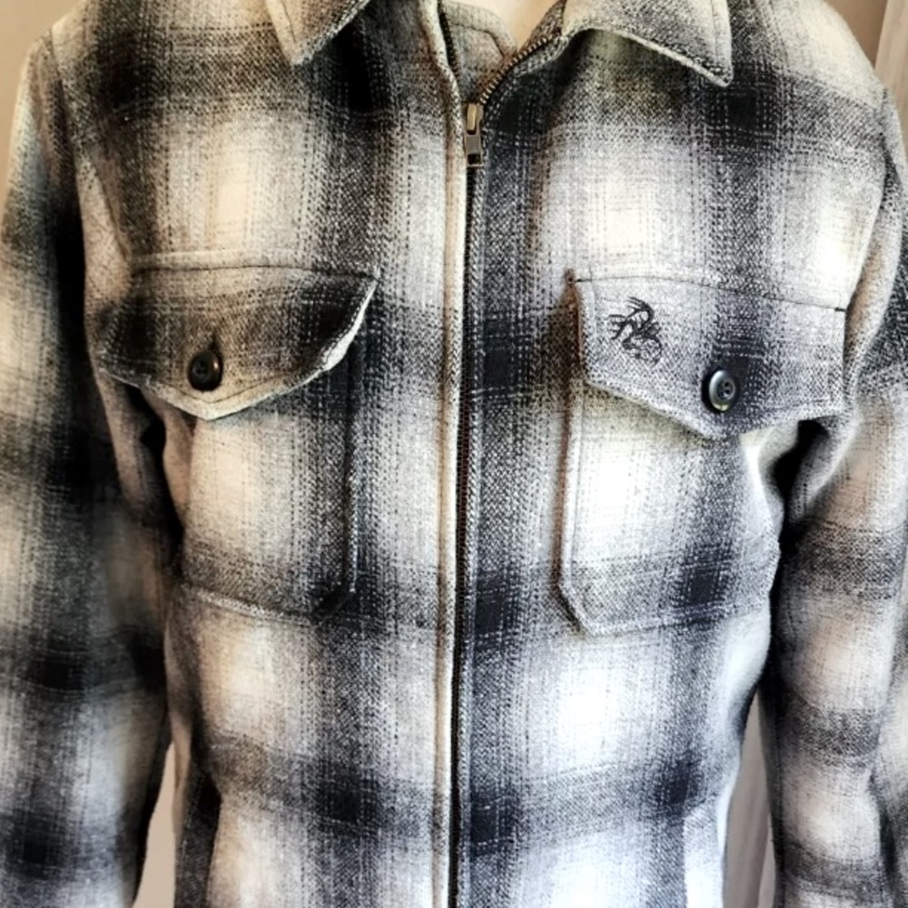 Legendary WhiteTails Original Deer Gear Plaid Black White Zip Jacket 2XL EUC